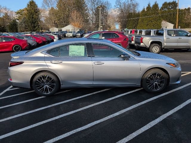 New 2025 Lexus ES 350 w/ Premium Package image 2