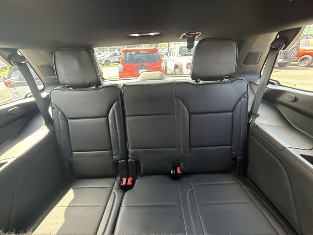 Used 2023 GMC Yukon Denali w/ Advanced Technology Package image 23