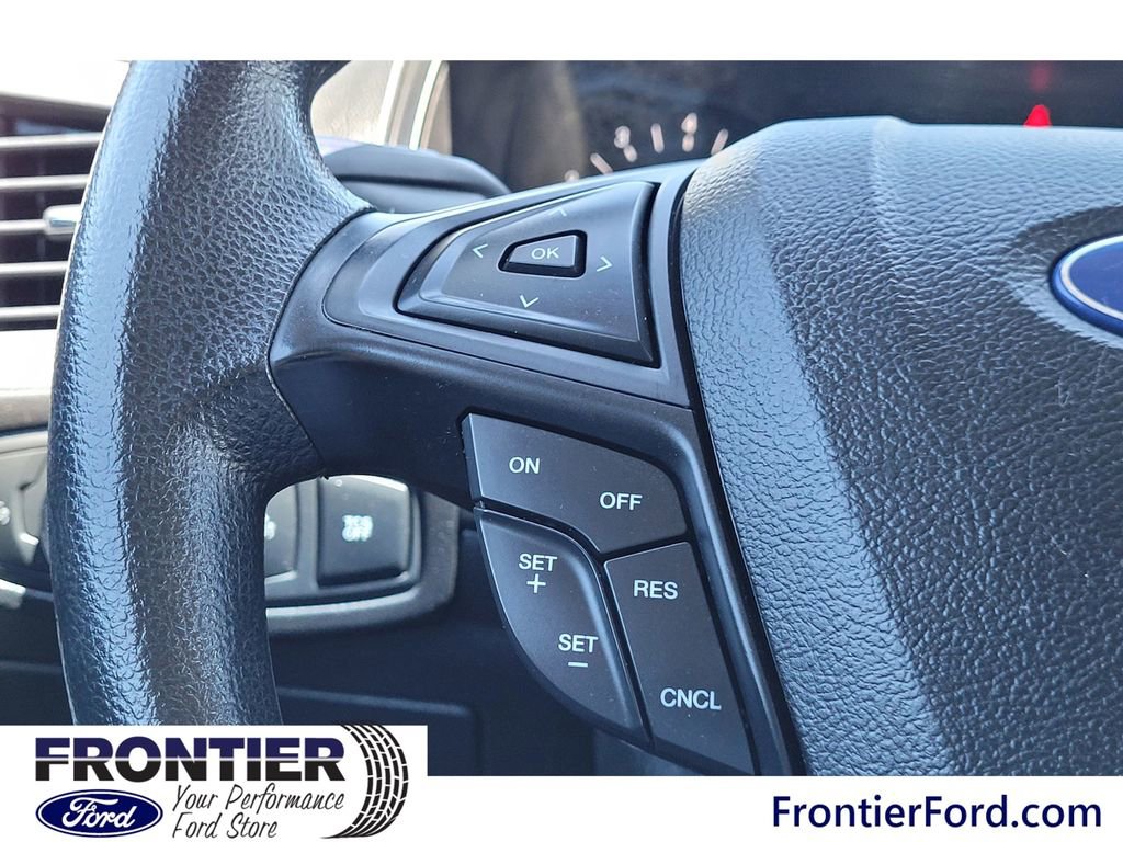 Used 2020 Ford Edge SE FWD image 16