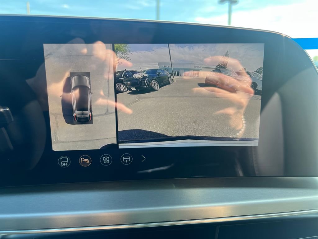 New 2026 Cadillac Lyriq Sport AWD/4WD image 20