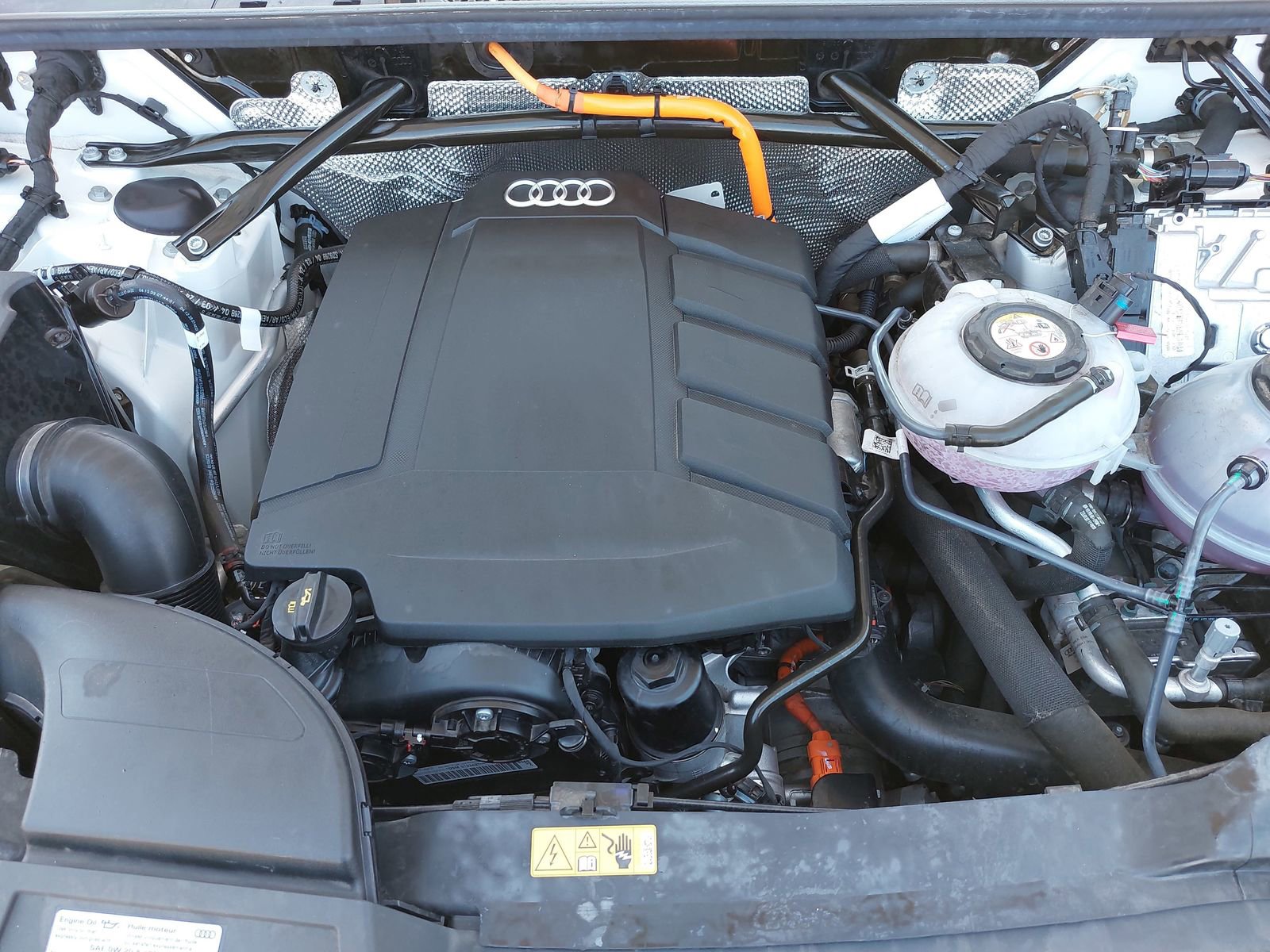 Used 2024 Audi Q5 e Premium w/ Convenience Package AWD/4WD image 34