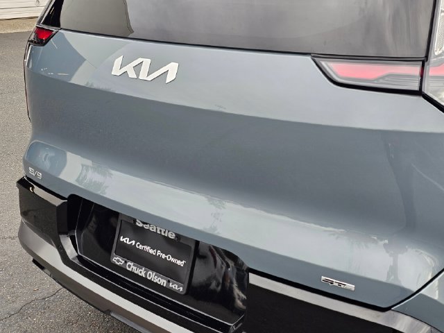 Certified 2024 Kia EV9 GT-Line AWD/4WD image 16