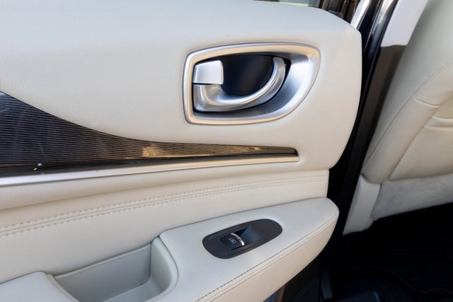 Used 2018 INFINITI QX60 Luxe image 43
