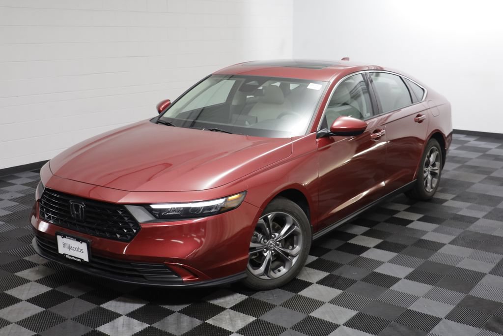 Used 2023 Honda Accord EX image 2