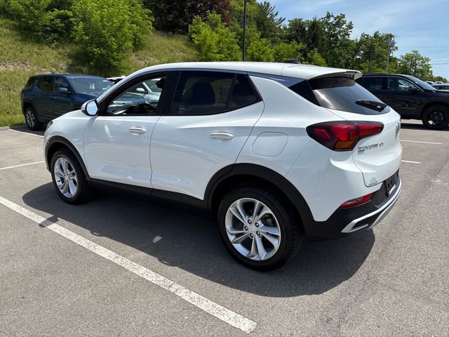 Used 2022 Buick Encore GX Preferred w/ Cold Weather Comfort Package AWD/4WD video 3