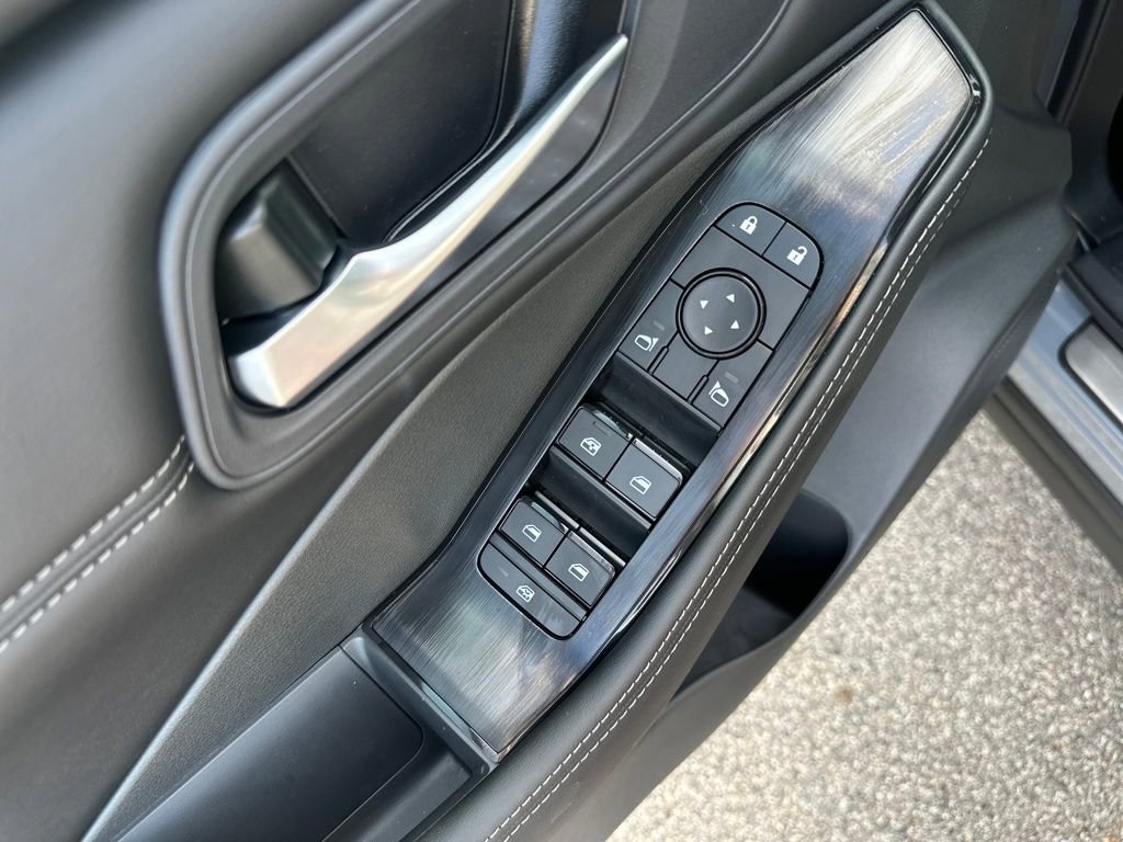 New 2026 Nissan Rogue Dark Armor image 13