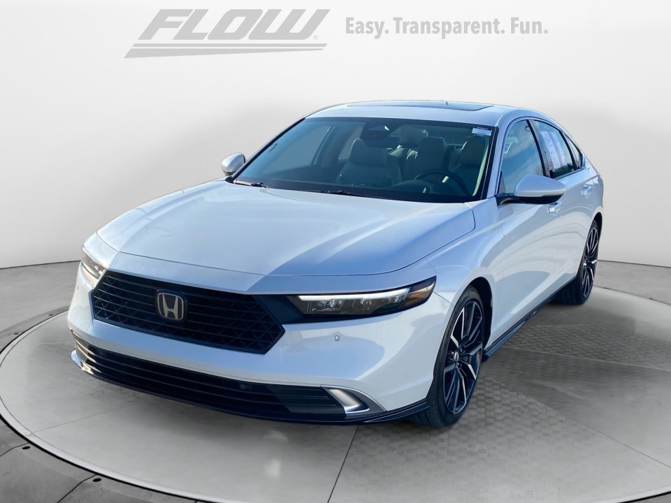 Certified 2023 Honda Accord Touring image 4