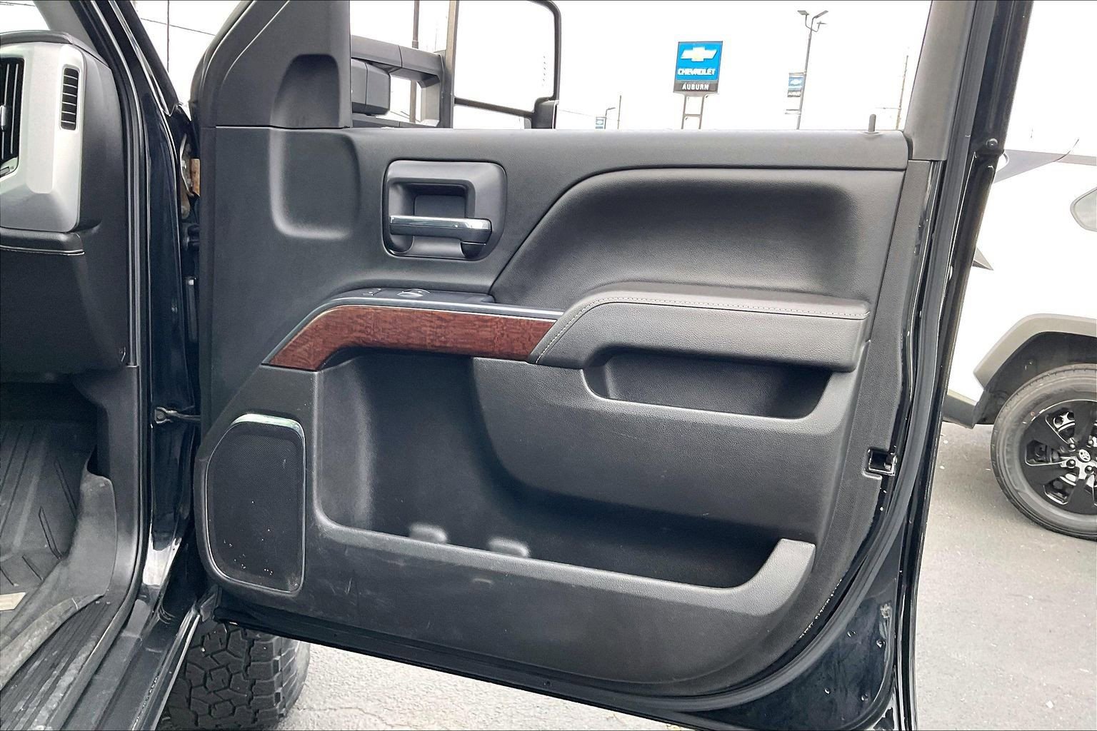 Used 2016 GMC Sierra 3500 SLT image 23