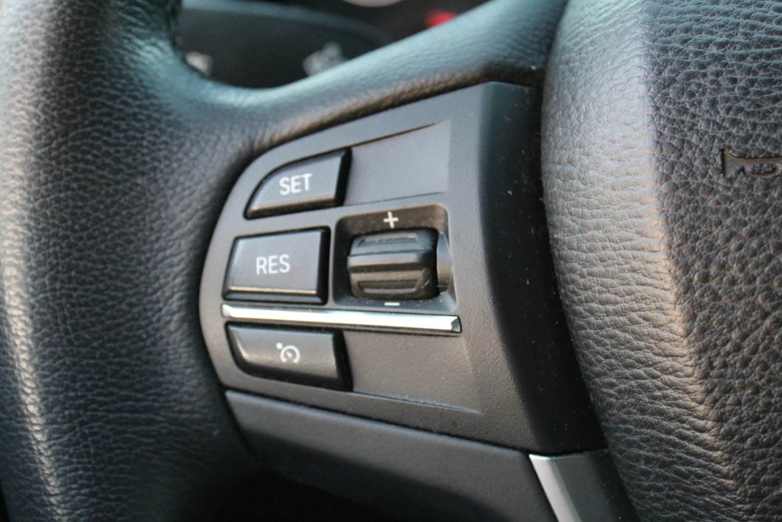 Used 2017 BMW X3 sDrive28i RWD image 16