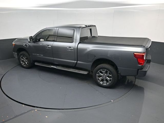 Used 2017 Nissan Titan SL w/ Chrome Package image 45