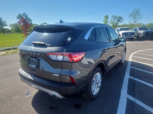 Used 2020 Ford Escape SE FWD image 8