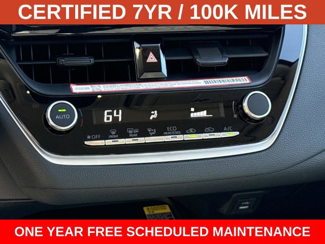 Used 2025 Toyota Corolla LE w/ LE Premium Package FWD image 21