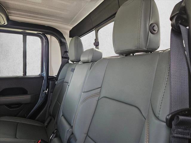 New 2026 Jeep Gladiator Mojave image 15