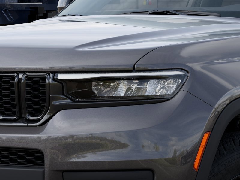 New 2025 Jeep Grand Cherokee L Altitude image 10