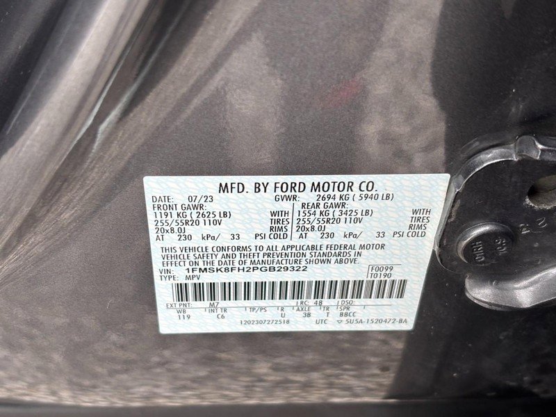 Used 2023 Ford Explorer Limited w/ Limited Technology Package image 27