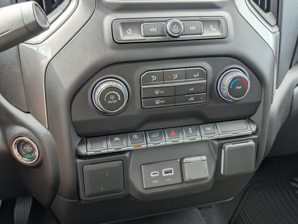 New 2026 Chevrolet Silverado 1500 Custom w/ LPO, Dark Essentials Package RWD image 19