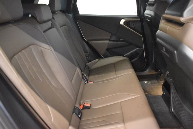 Used 2025 BMW X3 xDrive30i w/ Convenience Package AWD/4WD image 17