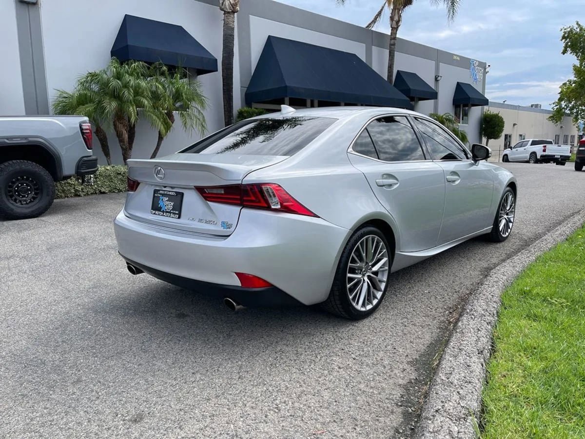 Used 2015 Lexus IS 250 AWD w/ Luxury Package image 5