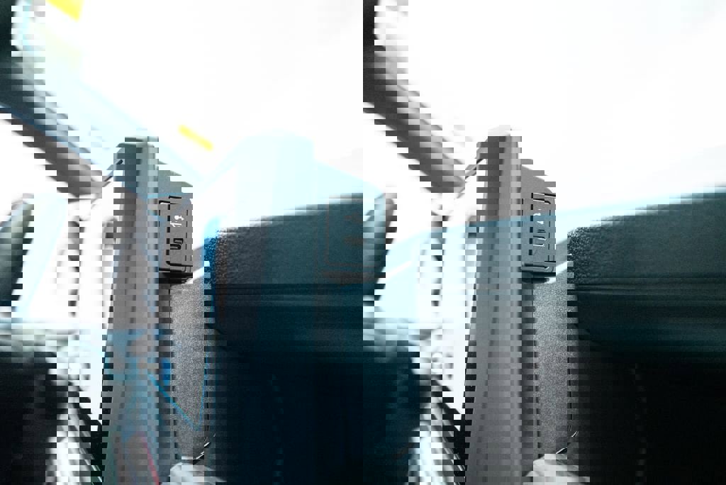 Certified 2025 Toyota Tacoma TRD Off-Road image 28