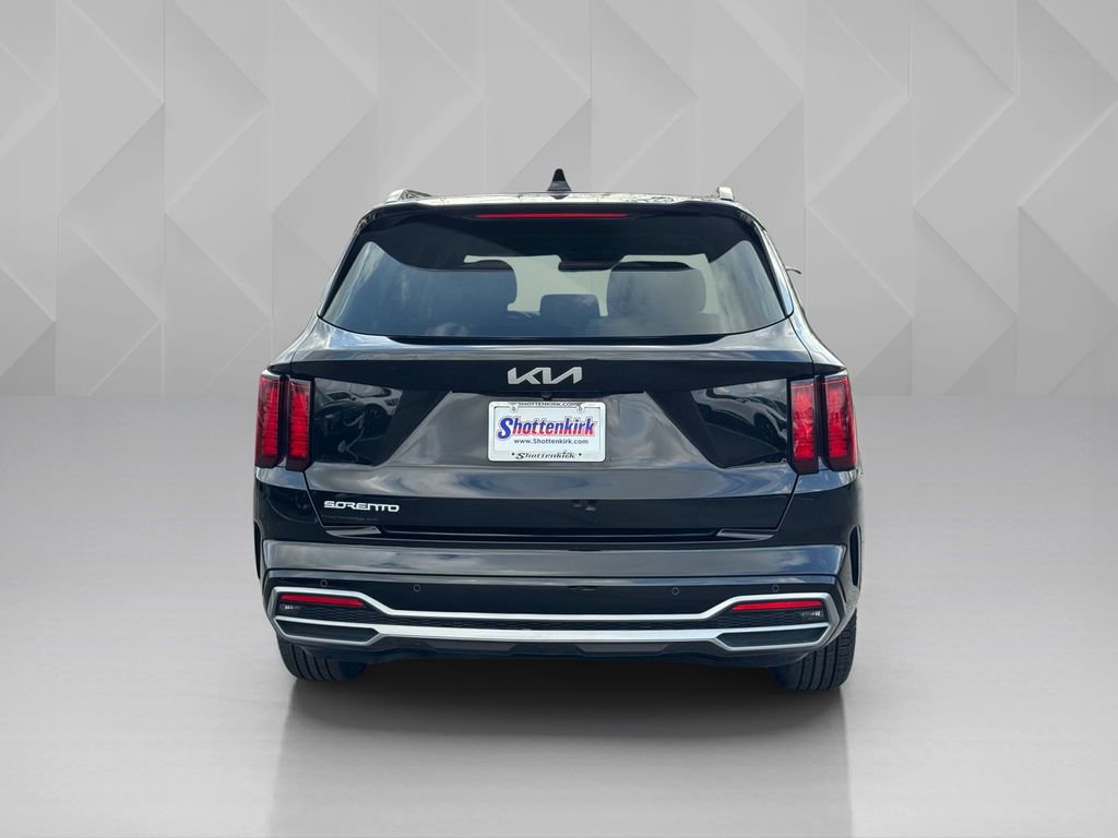 Used 2023 Kia Sorento S w/ Panoramic Sunroof Package image 7