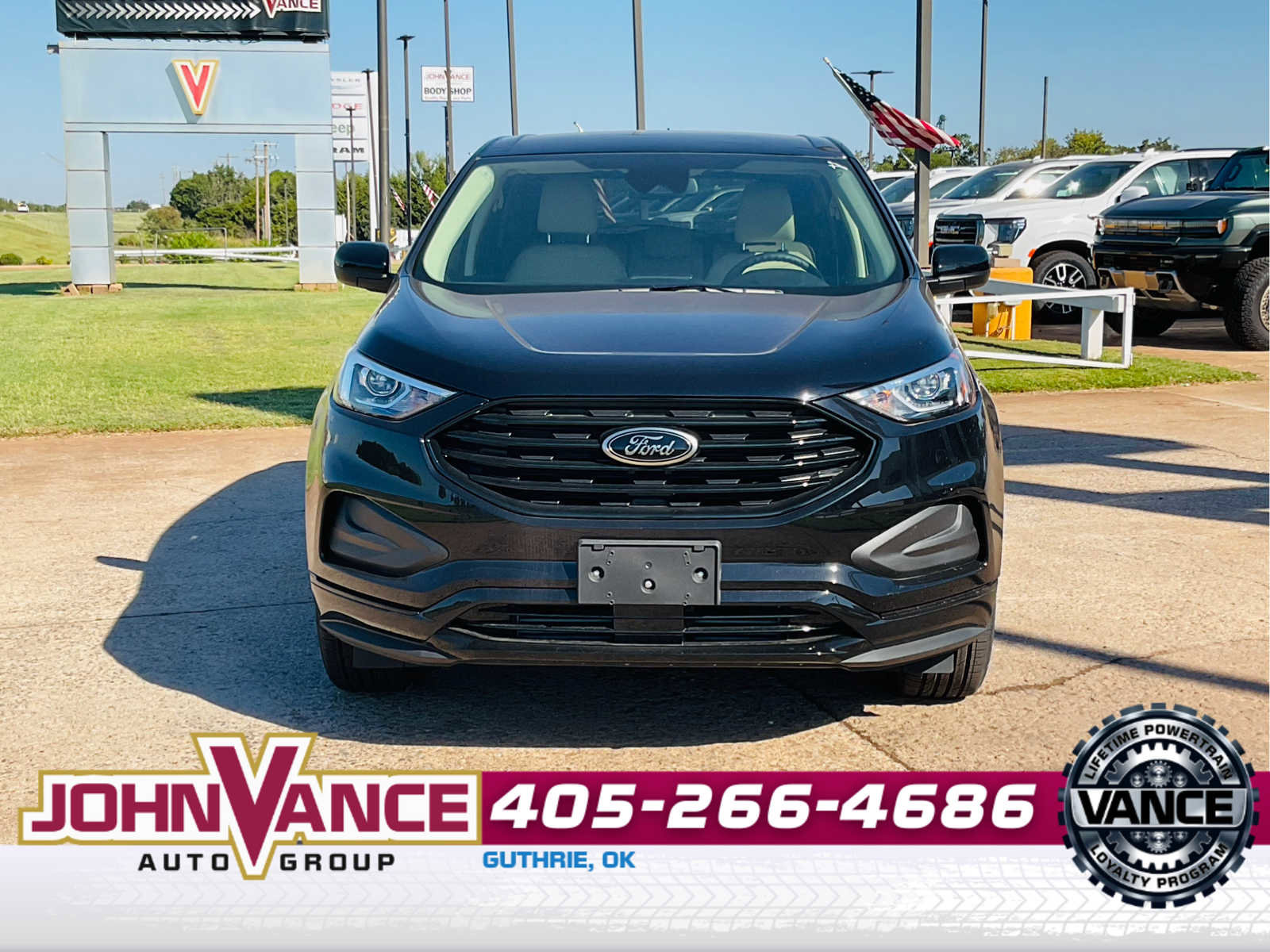 Used 2024 Ford Edge SE w/ Black Appearance Package image 3