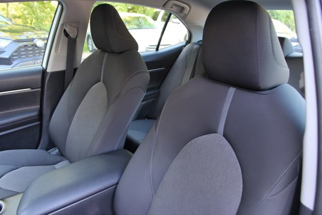 Used 2024 Toyota Camry LE FWD image 14