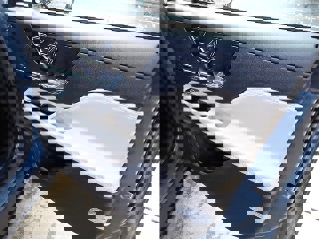 New 2026 Lincoln Corsair Premiere image 13