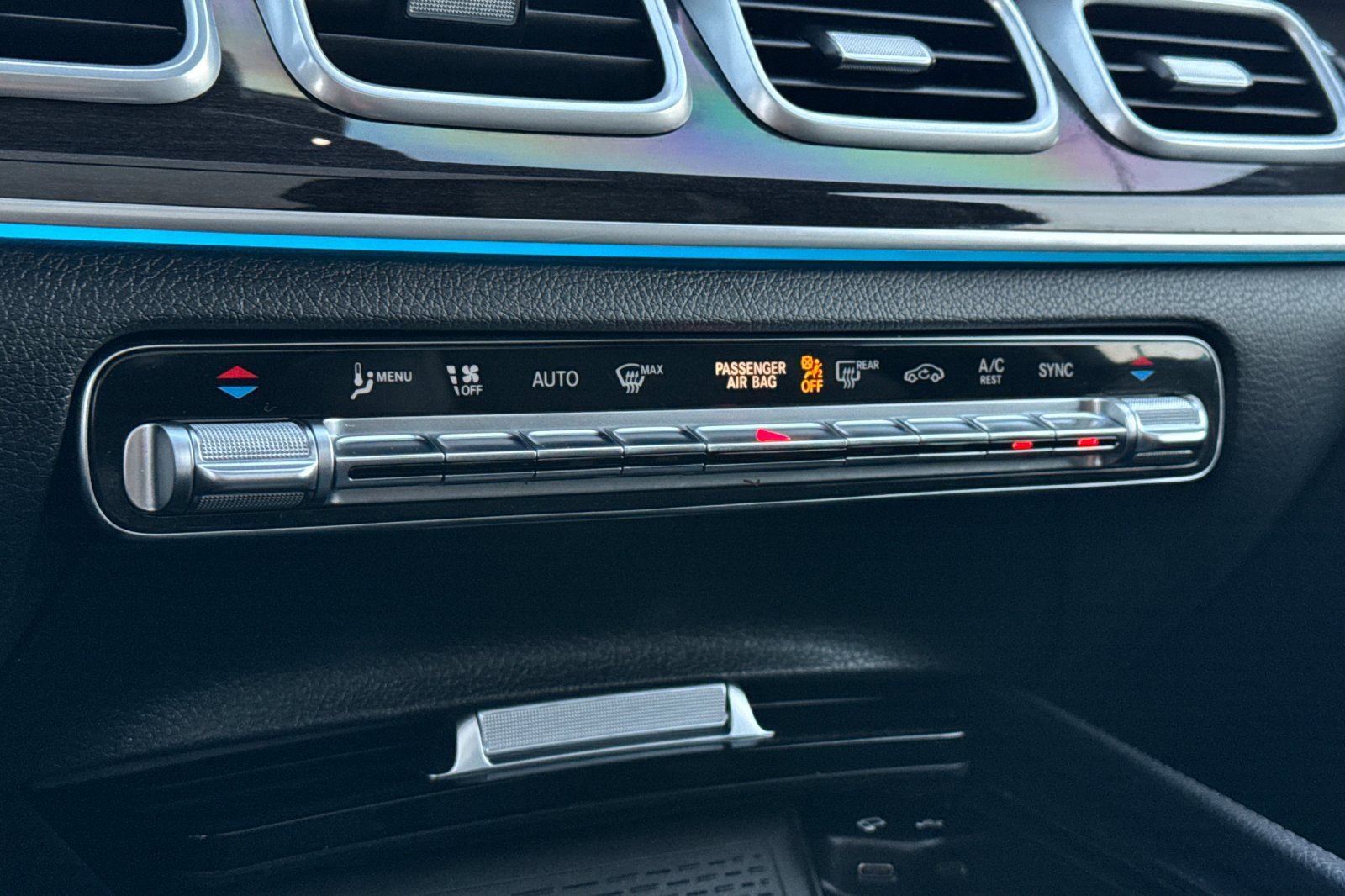 Used 2020 Mercedes-Benz GLE 580 4MATIC image 25