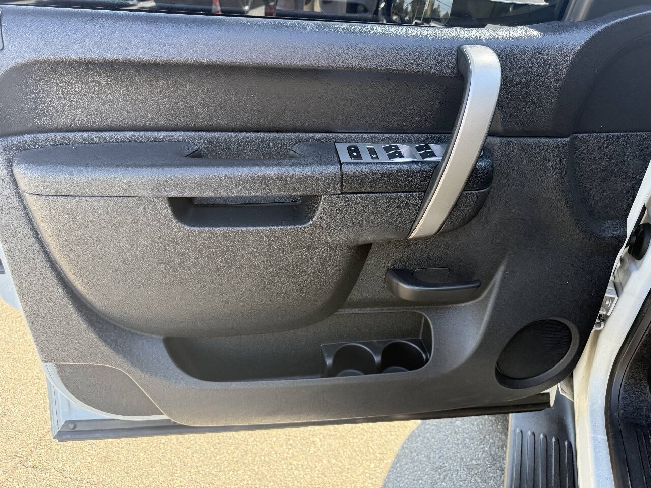 Used 2013 Chevrolet Silverado 2500 LT w/ Interior Plus Package RWD image 15