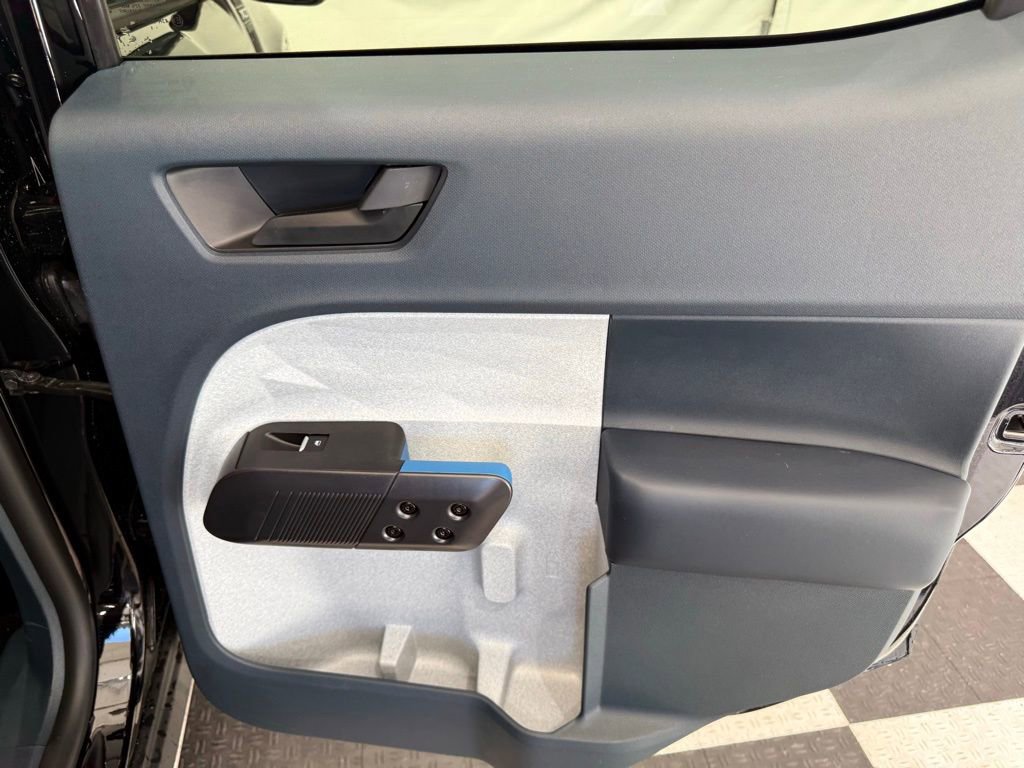New 2025 Ford Maverick XLT FWD image 26