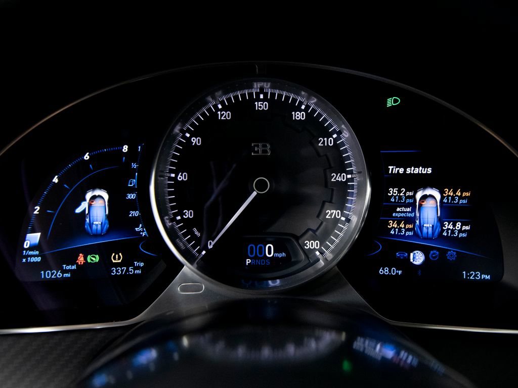 Used 2019 Bugatti Chiron image 28