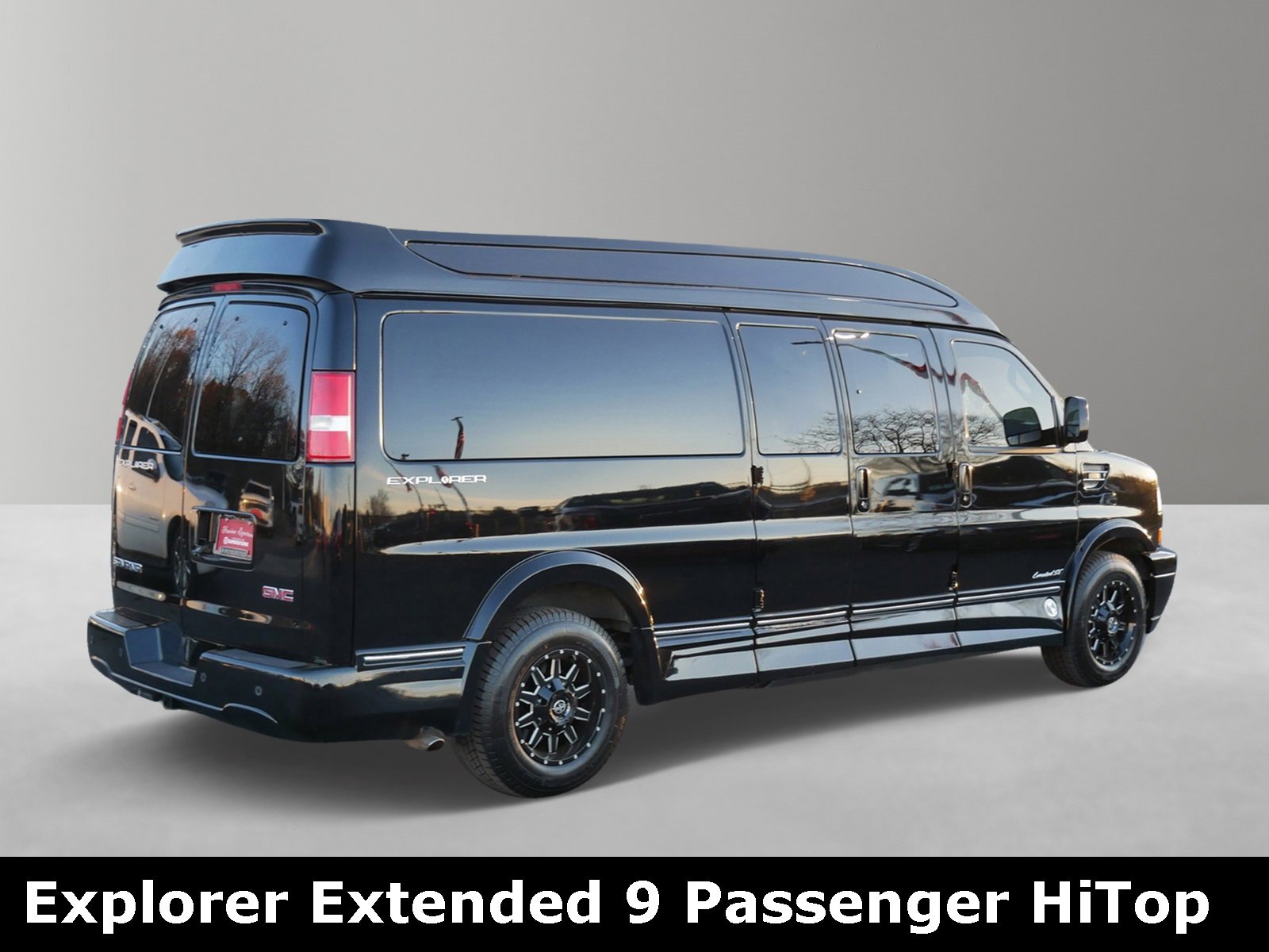 Used 2019 GMC Savana 2500 Work Van w/ Enhanced Convenience Package image 4