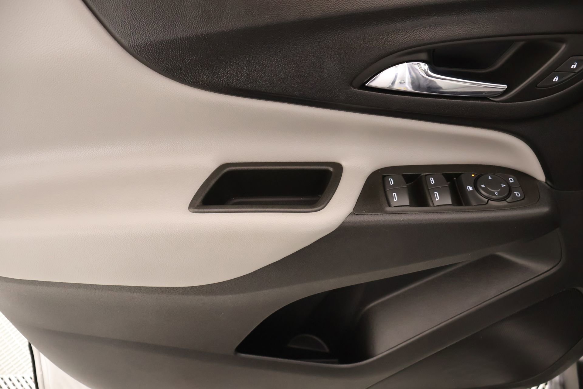 Used 2022 Chevrolet Equinox LT FWD image 14