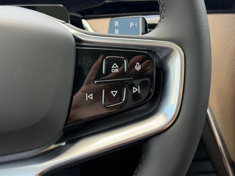 New 2026 Volvo EX90 Plus AWD/4WD image 11