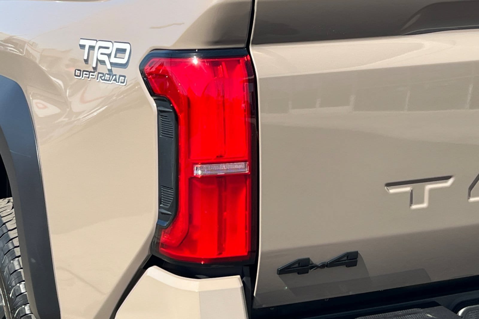 Certified 2026 Toyota Tacoma TRD Off-Road AWD/4WD image 26