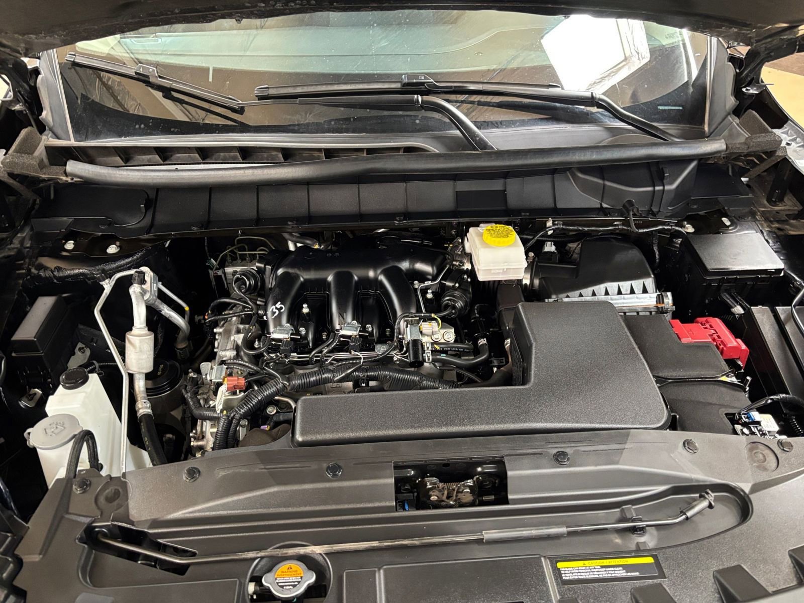 Used 2025 Nissan Pathfinder SV FWD image 35