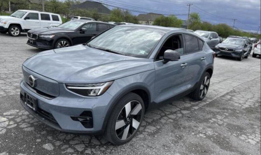Used 2023 Volvo C40 P8 Recharge Plus w/ Climate Package AWD/4WD image 11