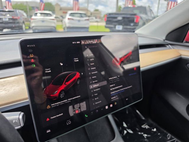 Used 2023 Tesla Model Y Long Range image 22