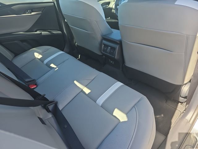 New 2026 Toyota Camry SE image 11