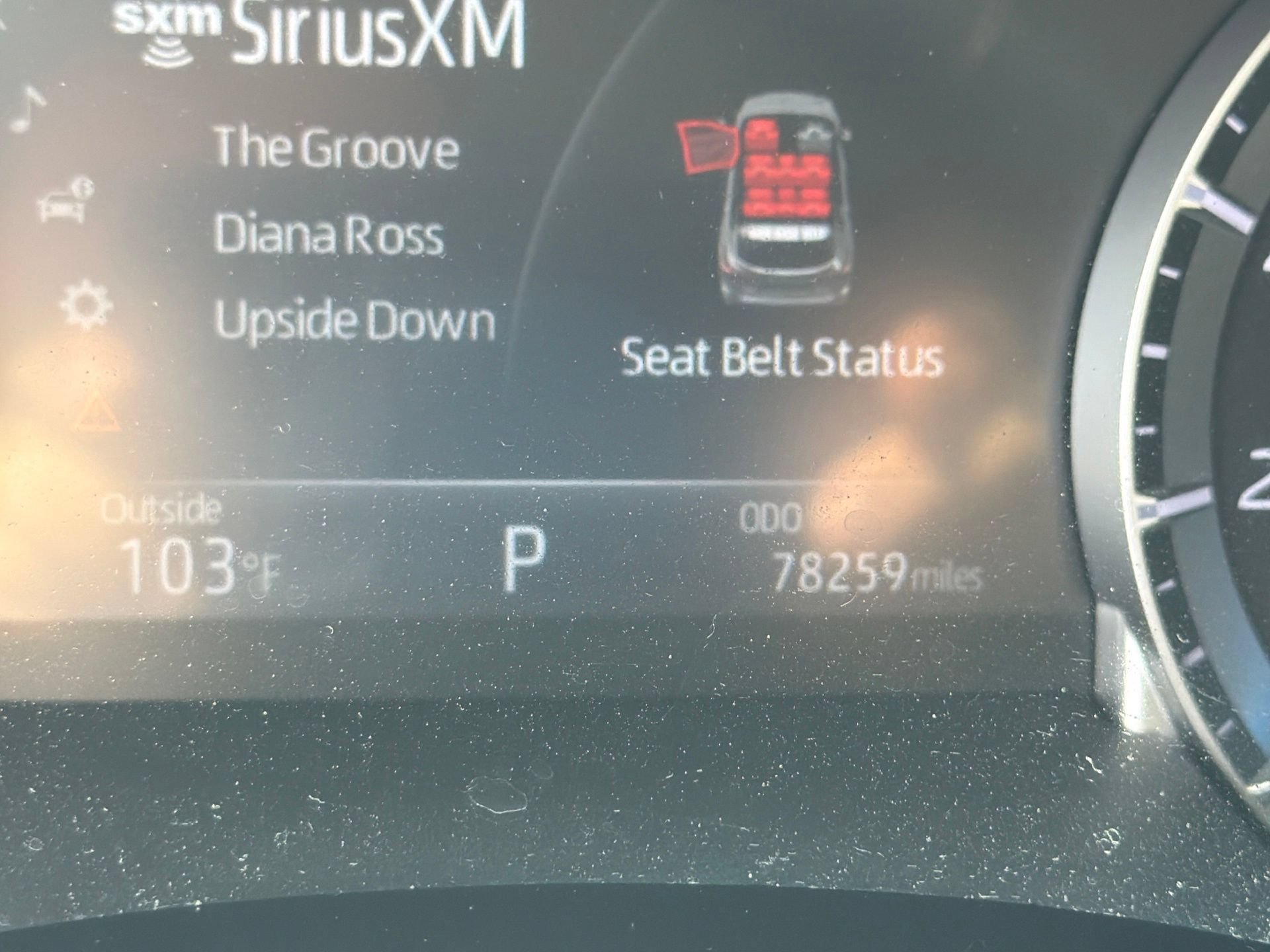 Used 2023 Toyota Highlander LE AWD/4WD image 17