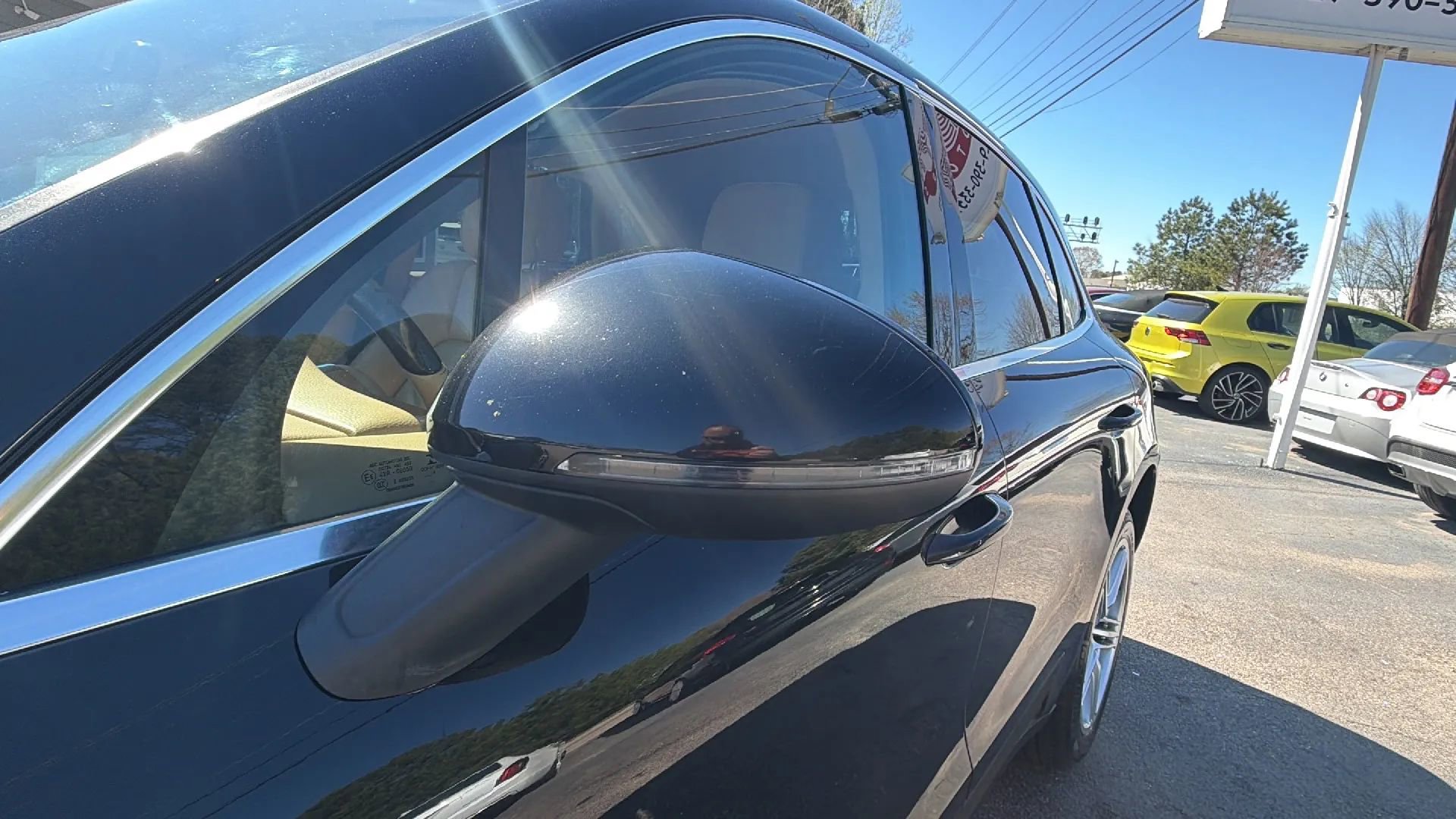 Used 2015 Porsche Macan S AWD/4WD image 11