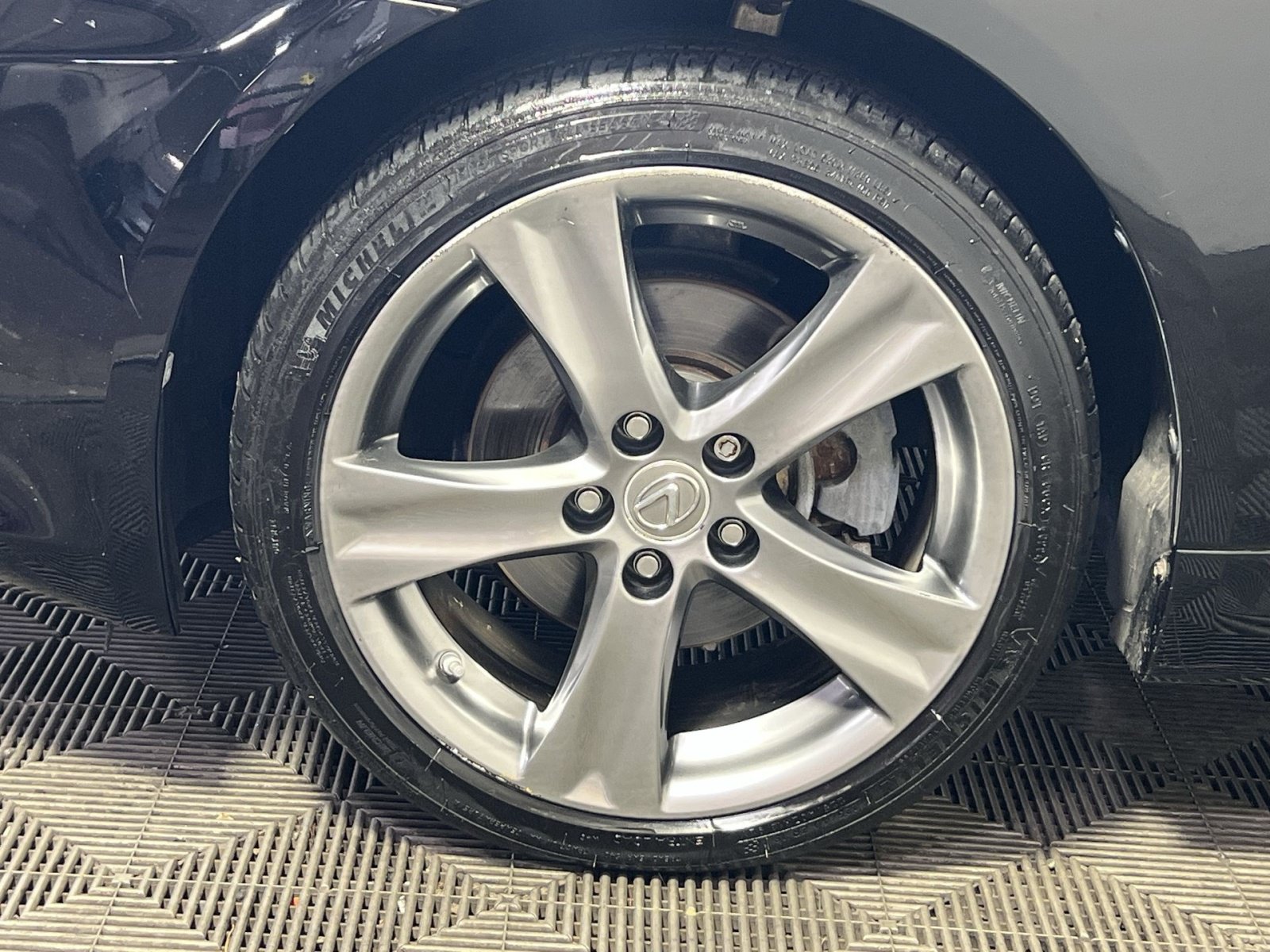 Used 2014 Lexus IS 250C w/ Navigation System Package RWD image 12