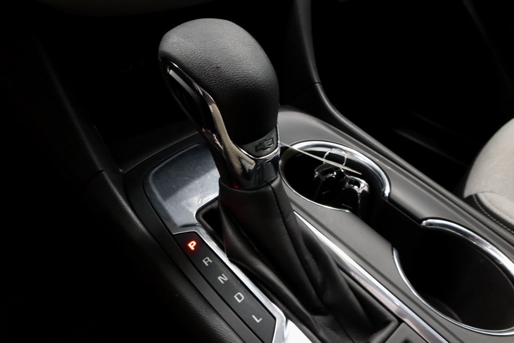 Used 2024 Chevrolet Equinox LS w/ LS Convenience Package image 31