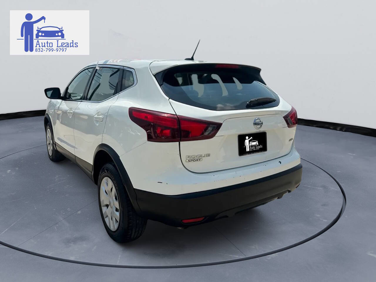 Used 2019 Nissan Rogue Sport S image 6