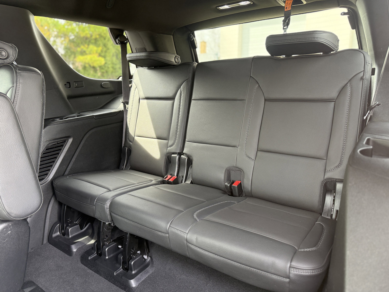 Used 2021 GMC Yukon Denali AWD/4WD image 15