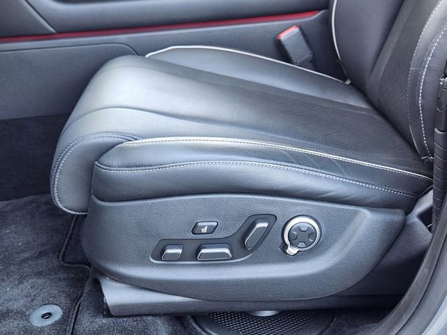 Used 2025 Genesis GV80 2.5T Prestige image 19