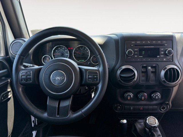 Used 2016 Jeep Wrangler Sport AWD/4WD video 2
