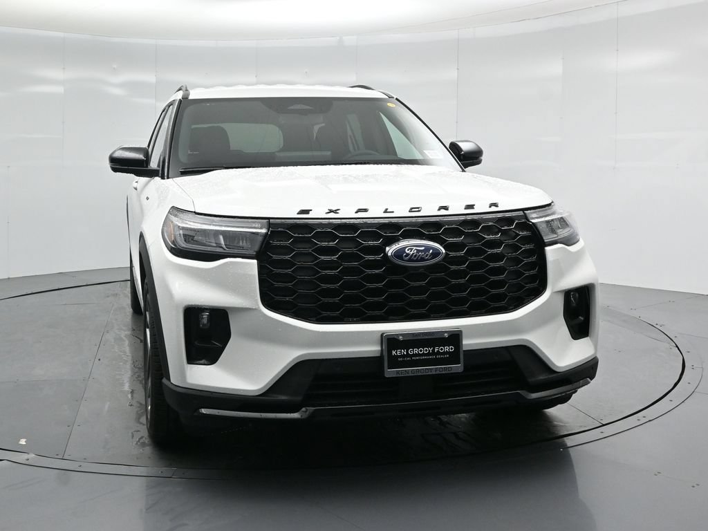 New 2026 Ford Explorer ST-Line w/ ST-Line Street Pack RWD image 55