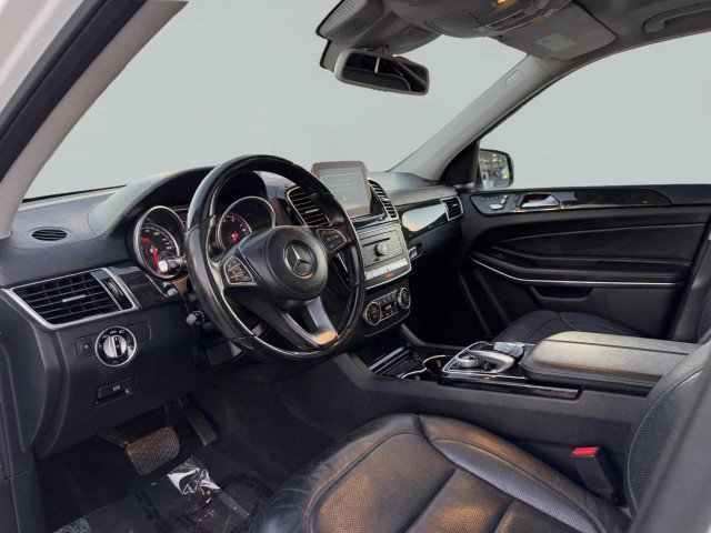 Used 2018 Mercedes-Benz GLS 550 4MATIC image 21