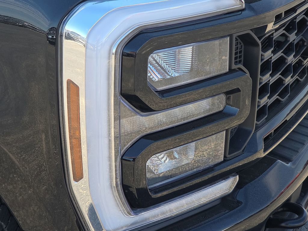 New 2026 Ford F350 Lariat w/ Black Appearance Package AWD/4WD image 10